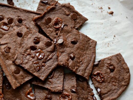 chocolate-chip-and-caramel-brownie-crisps-sarcastic-cooking