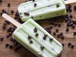 Mint chocolate chip popsicles